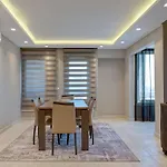 Vesta - Nile View Residence